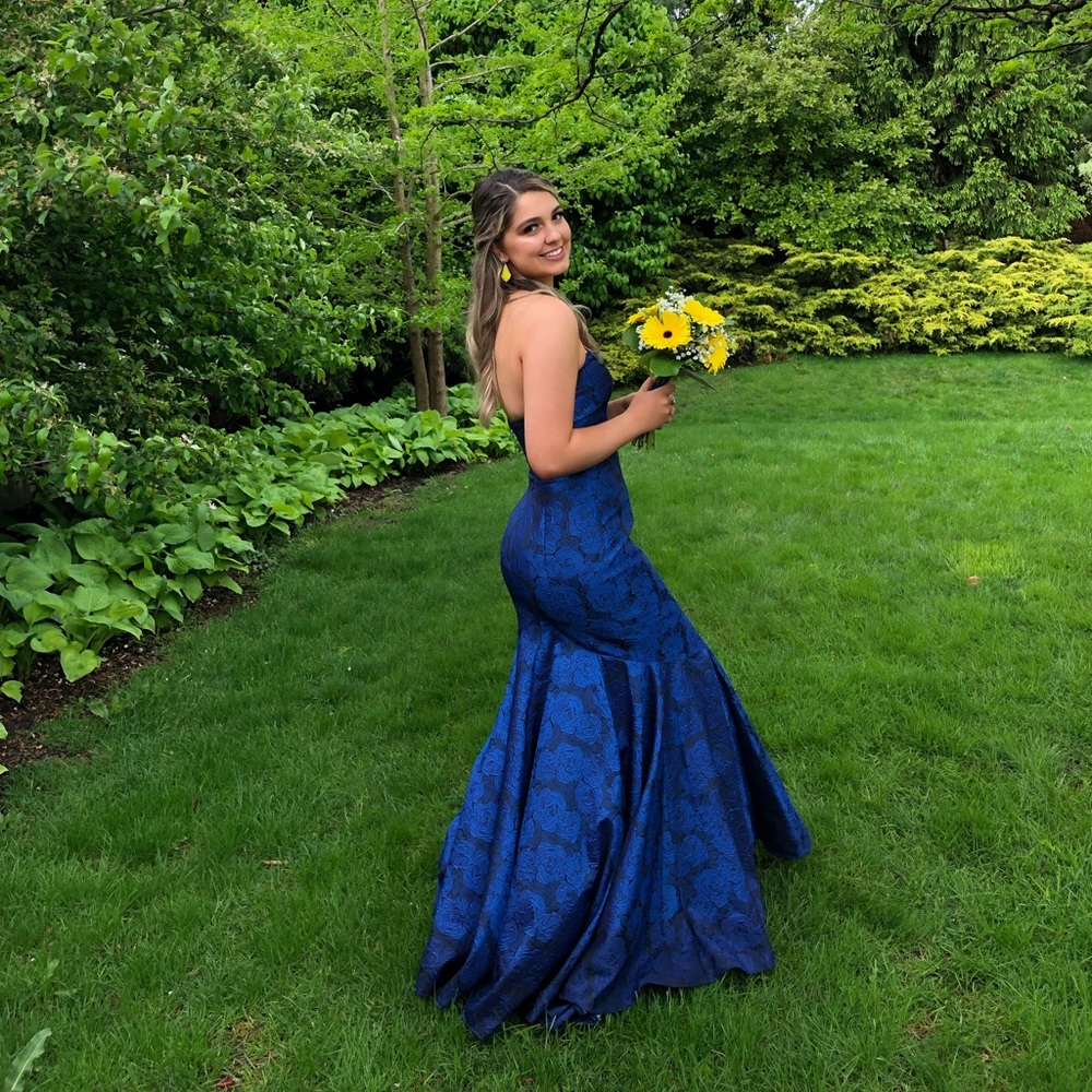BLUE FAVIANA PROM DRESS